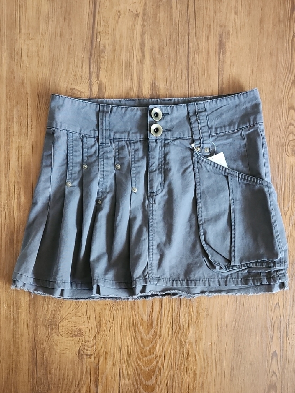 Mexx Gray Pleated Mini Skirt With Detail, NWT, Size 6